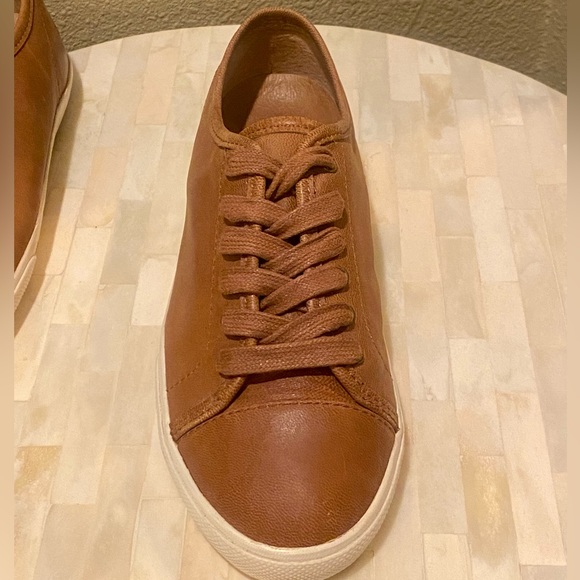 Frye Mindy Low Lace Sneaker - Picture 8 of 15